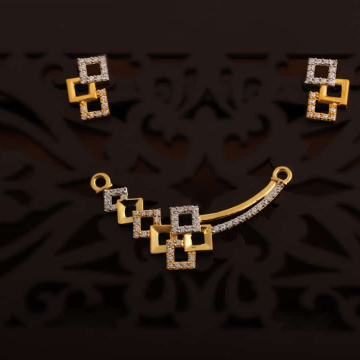 unique m.s pendant set by Aaj Gold Palace