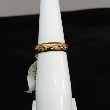 Band ring by Aaj Gold Palace