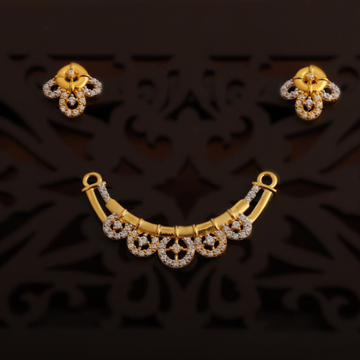 m.s pendant set by Aaj Gold Palace