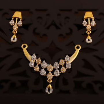 m.s diamond casting pendant set by Aaj Gold Palace