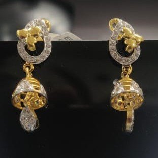 22 kt gold fancy earrings